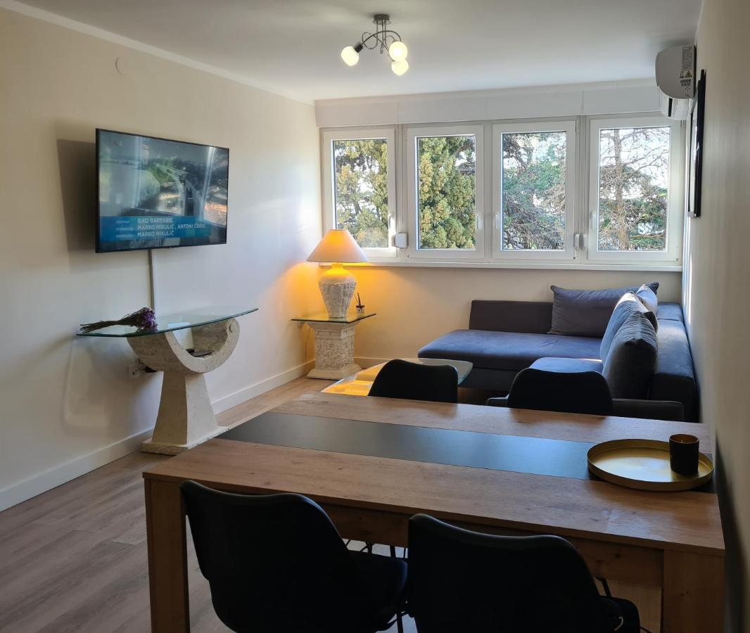 Apartman Monte Zaro Park プーラ エクステリア 写真